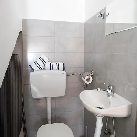 Family Friendly House With A Swimming Pool Tribalj, Crikvenica - 17992 度假居