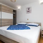 بيت للعطل Family Friendly House With A Swimming Pool Tribalj, Crikvenica - 17992 Tribalj (Primorsko-Goranska)
